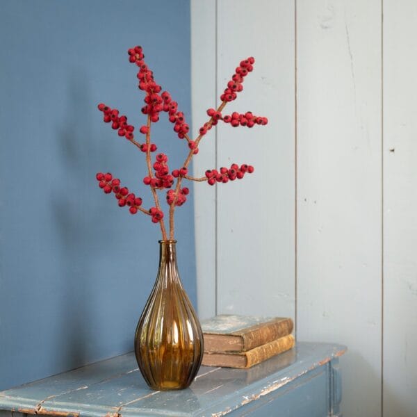 Sjaal met verhaal - Vilten tak rode bes