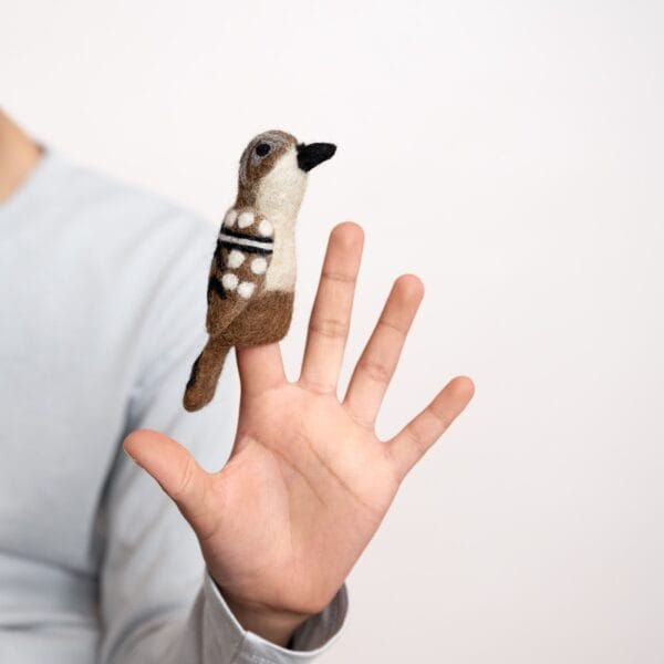 Sjaal met verhaal - Vingerpopje Musje