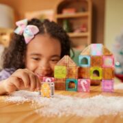 Magnatiles - Micromags Travel - Gingerbread house